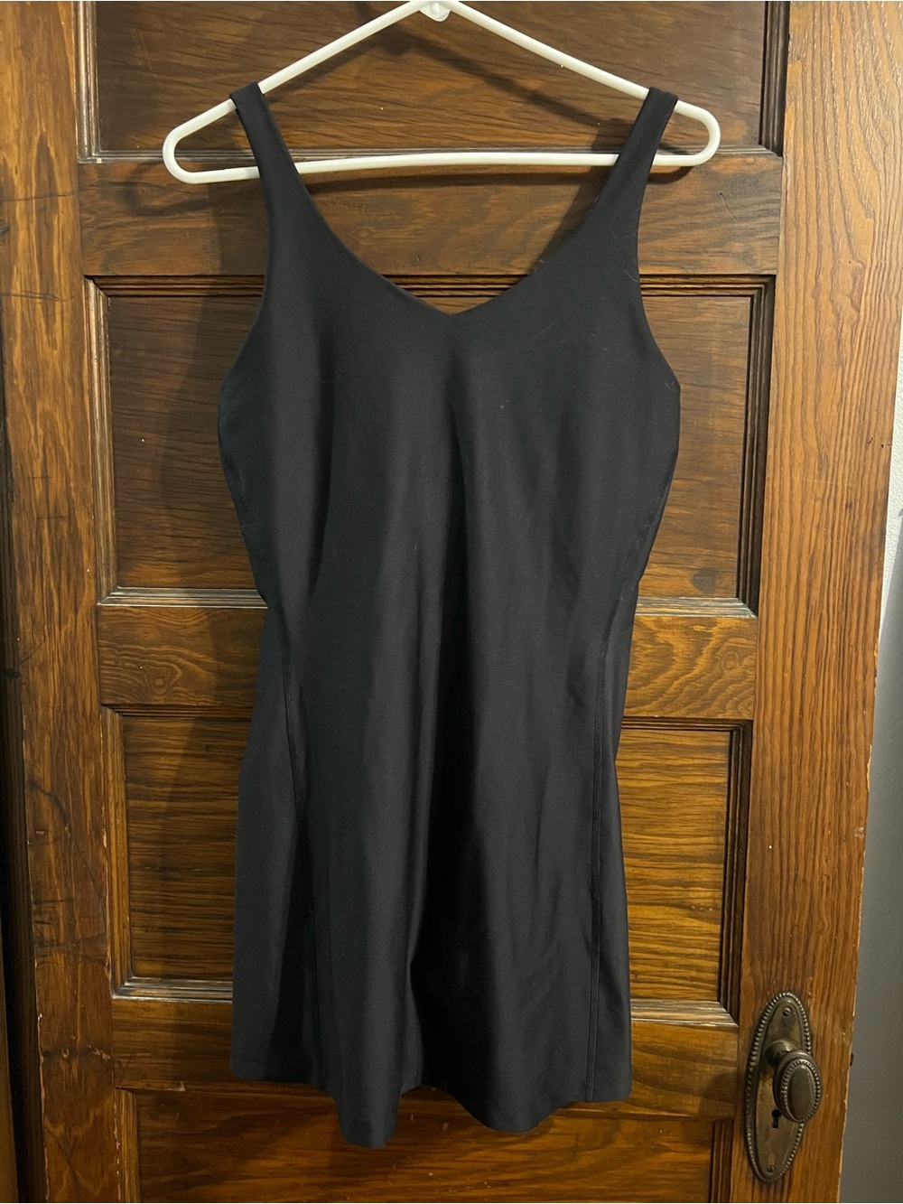 Black Women's Sleeveless V-Neck athletic Dress